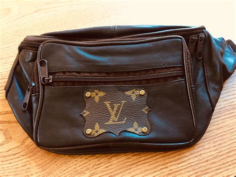 louis vuitton fanny pack used.